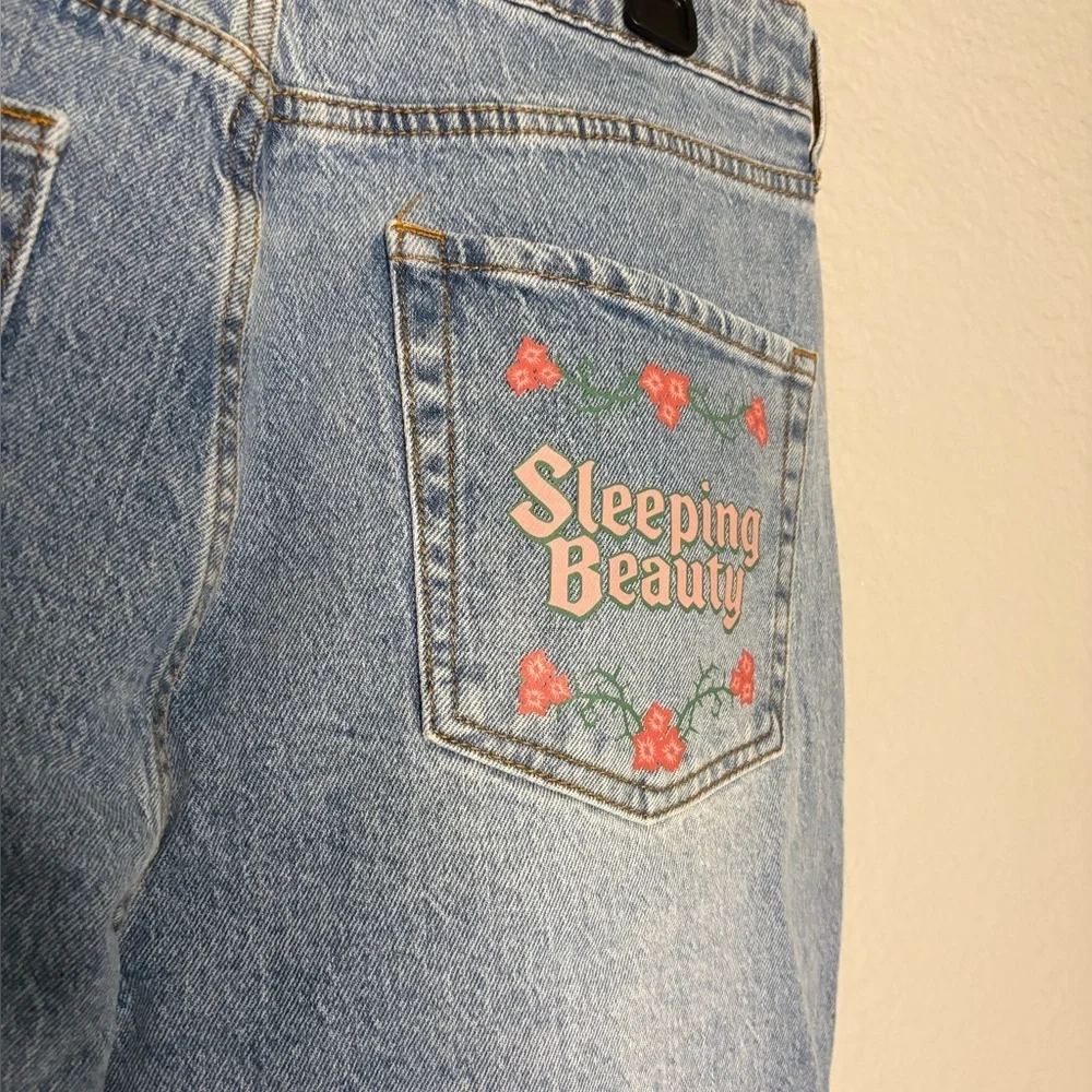 Disney Sleeping Beauty Three Good Fairies Mom Jeans Her Universe size 13